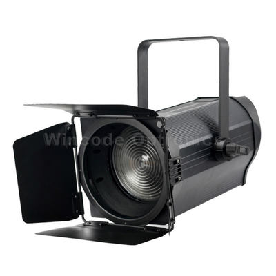 Goede prijs. 200W LED Fresnel Spotlicht 3200K-5600K CCT 50000H Levensduur online